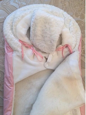 Конверт меховой "Снежинка" с шапочкой